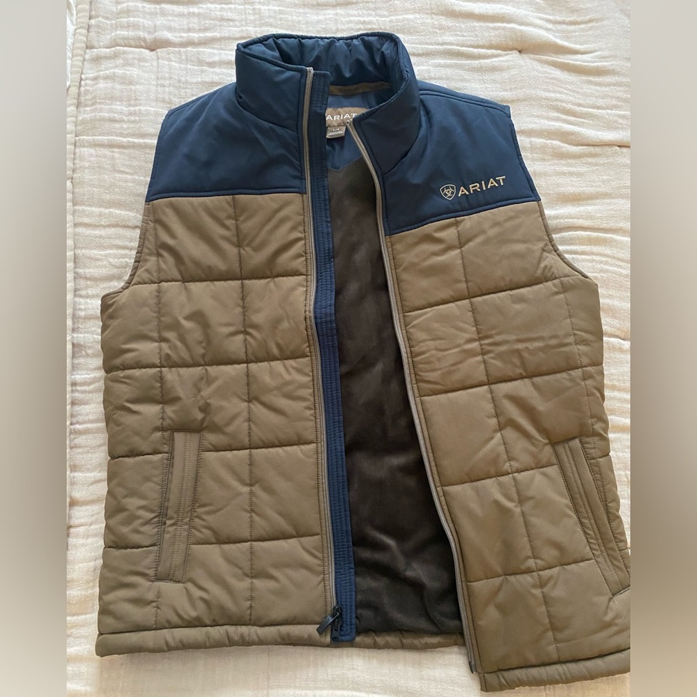 Men’s Ariat Vest